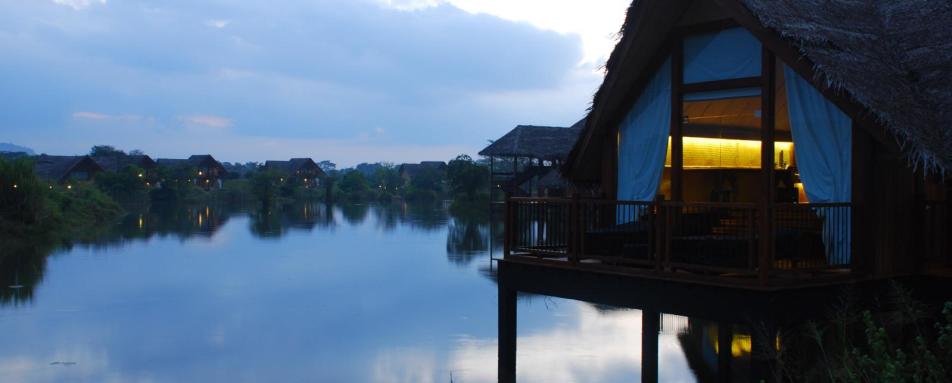 Dwelling at Dawn - Vil Uyana