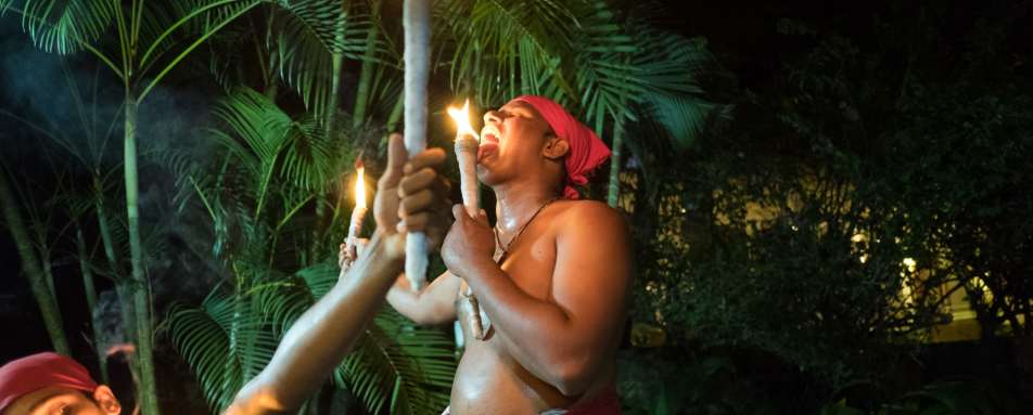 Kandy Dancers - Why House