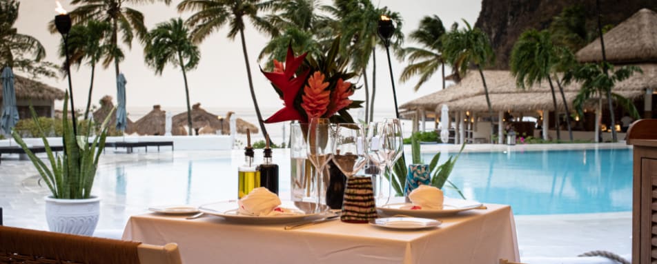 Pool Cabana Private Dining 