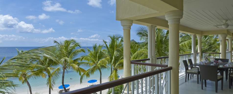 Beachfront Villa terrace - The Landings