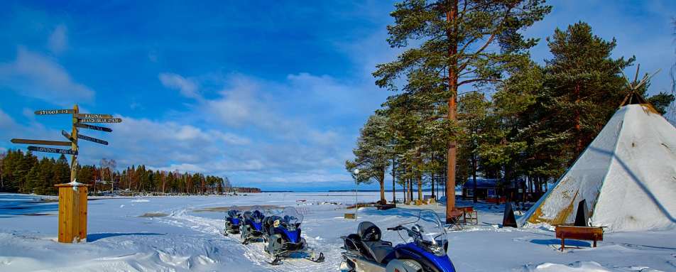 Snowmobile excursion