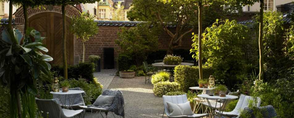 Walled Garden - Ett Hem