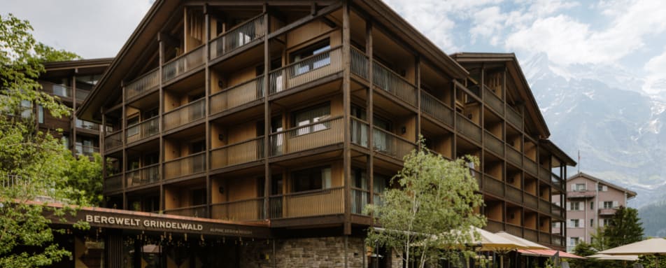 Building outside Summer 