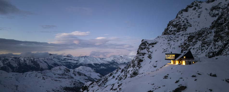 Night time distance shot 