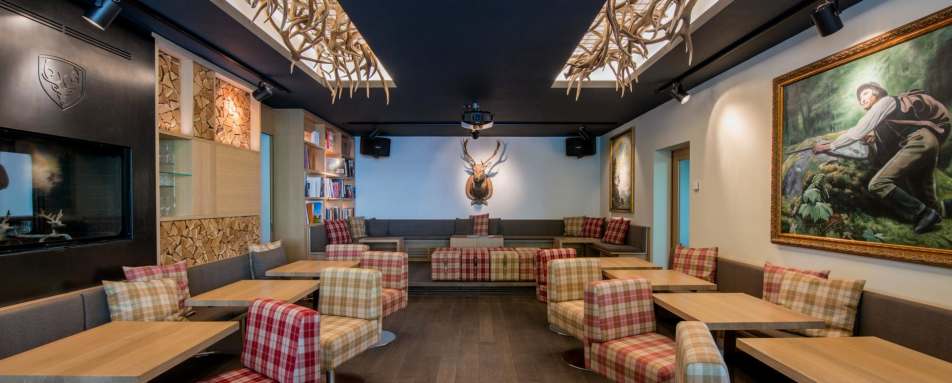 Lounge - Cervo Mountain Resort Summer