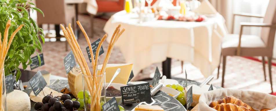 Breakfast - Kempinski Grand Hotel des Bains