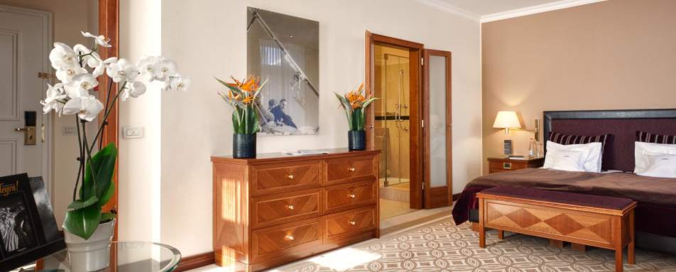 Grand Deluxe Double Room - Kempinski Grand Hotel des Bains