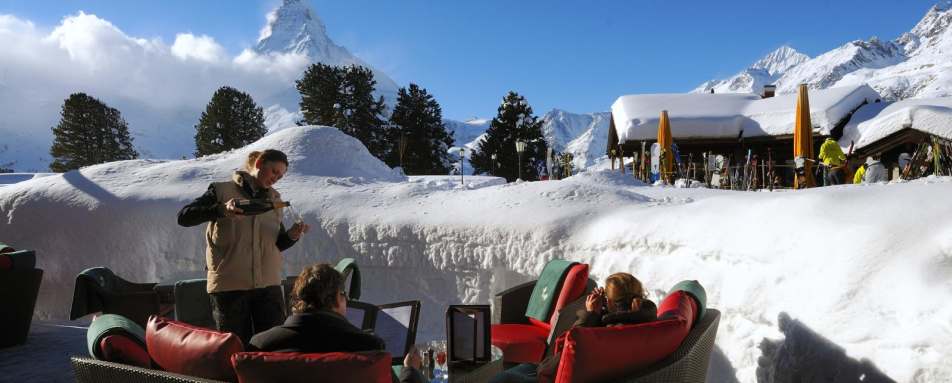 Lunch beneath the Matterhorn - Mont Cervin Palace