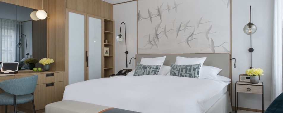 Contempory Deluxe Double 