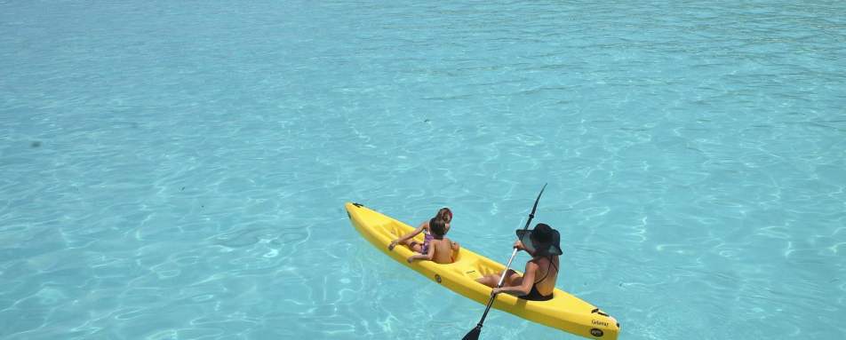 Kayaking - Mnemba Island Lodge