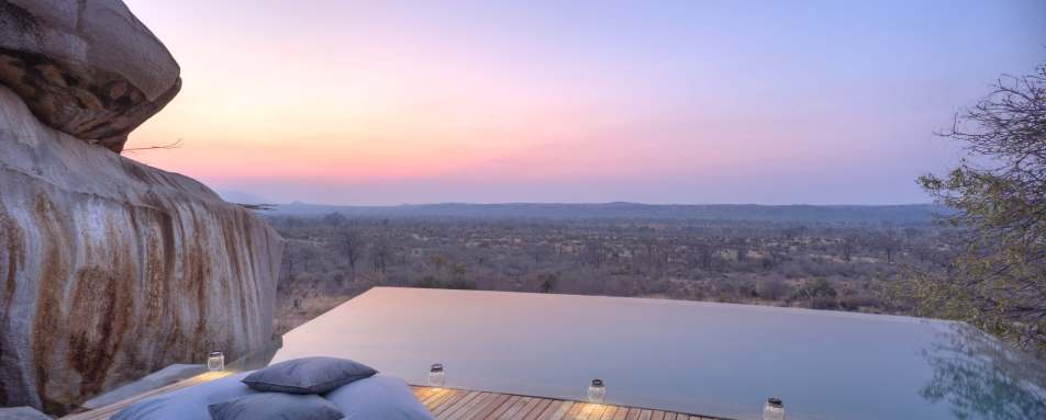 Dusk at infinity pool - Jabali Ridge