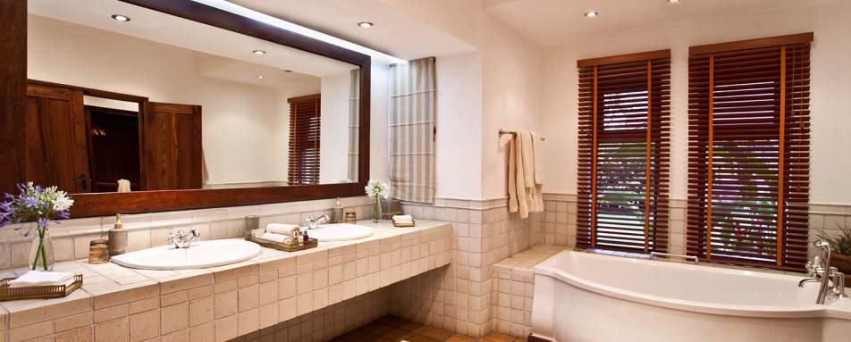 Bathroom - Legendary Lodge