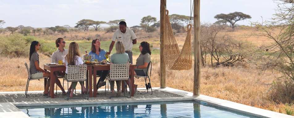 Pool lunch at Namiri Plains 