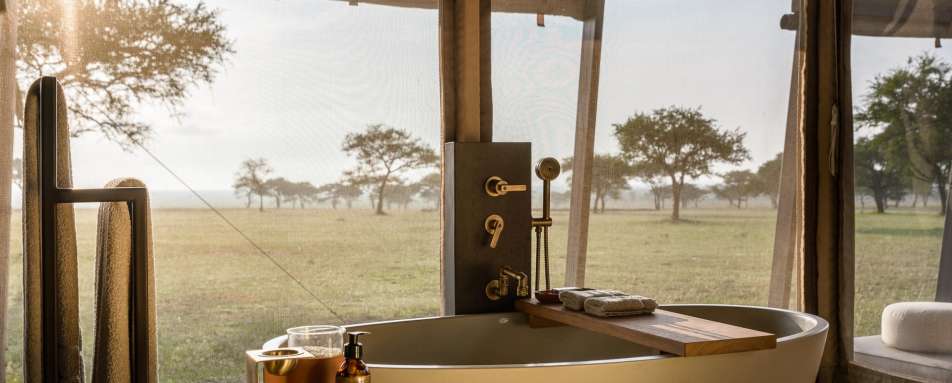 Singita Sabora bath view 