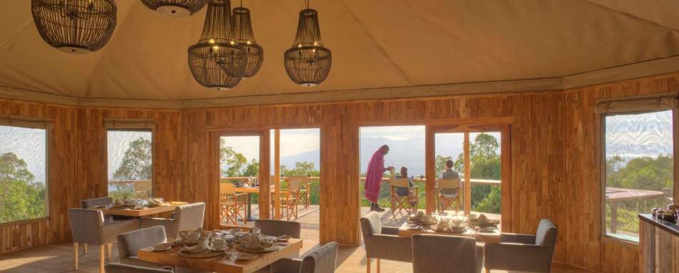 Breakfast is served - The Highlands