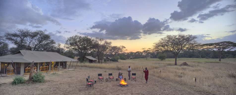 Camp sunset - Ubuntu Camp 