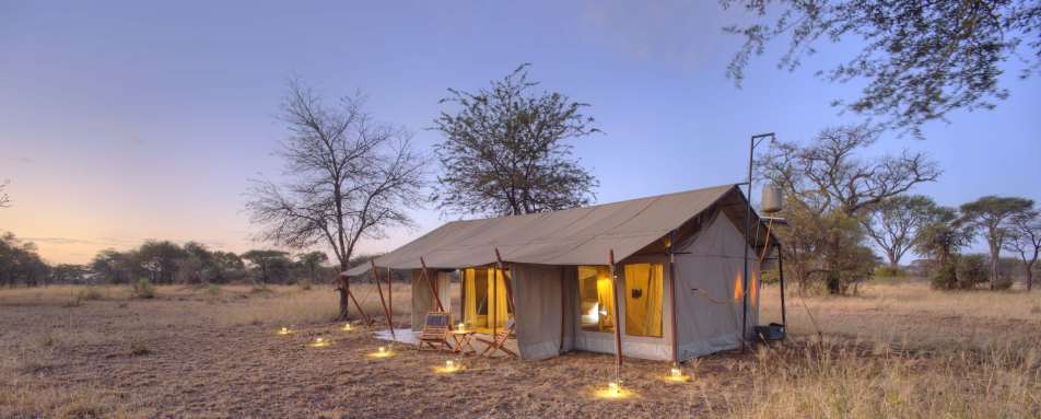 Camp exterior - Ubuntu Camp 