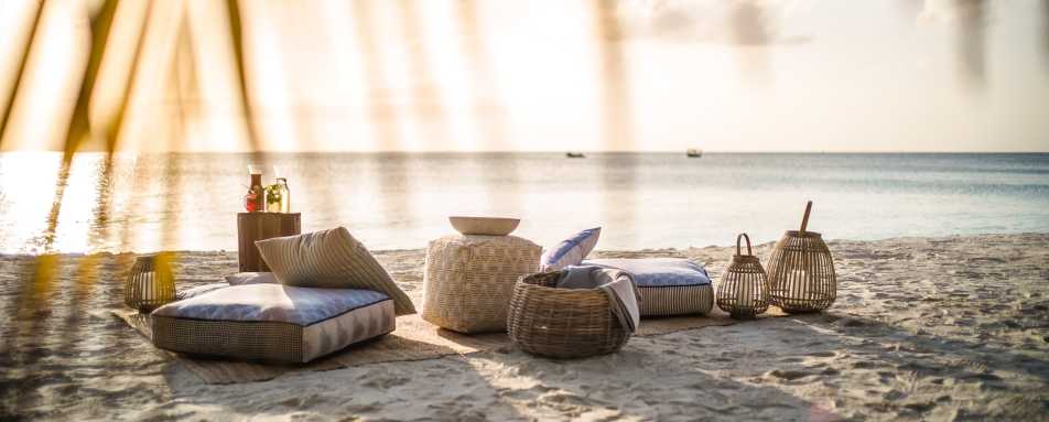 Sundowners on the beach 