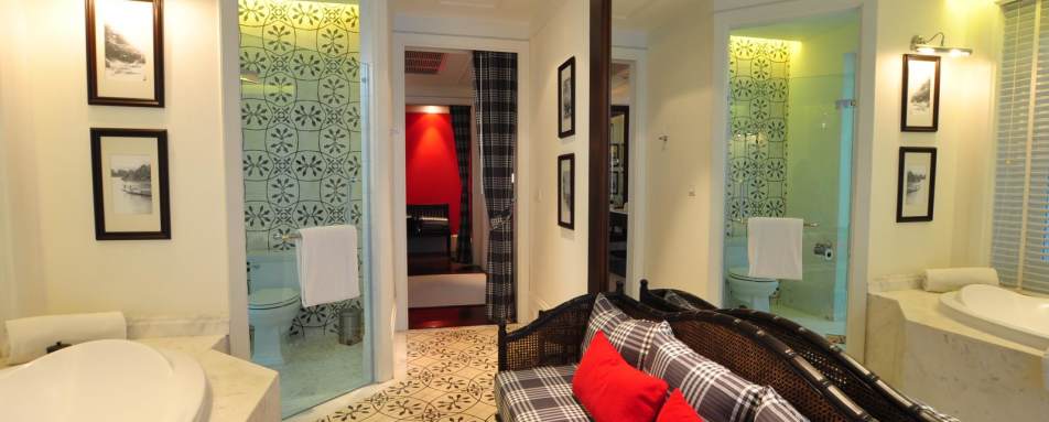 Louis Leonowens Bathroom - 137 Pillars House