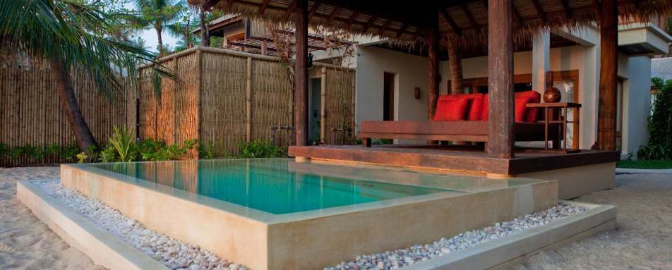Private Plunge Pool on the Beach - Anantara Rasananda