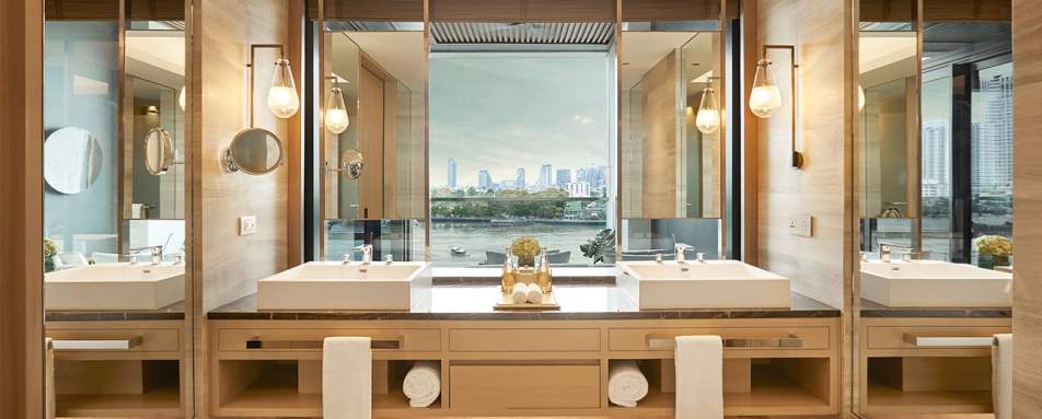 Capella Bangok - Premier Riverfront Bathroom 