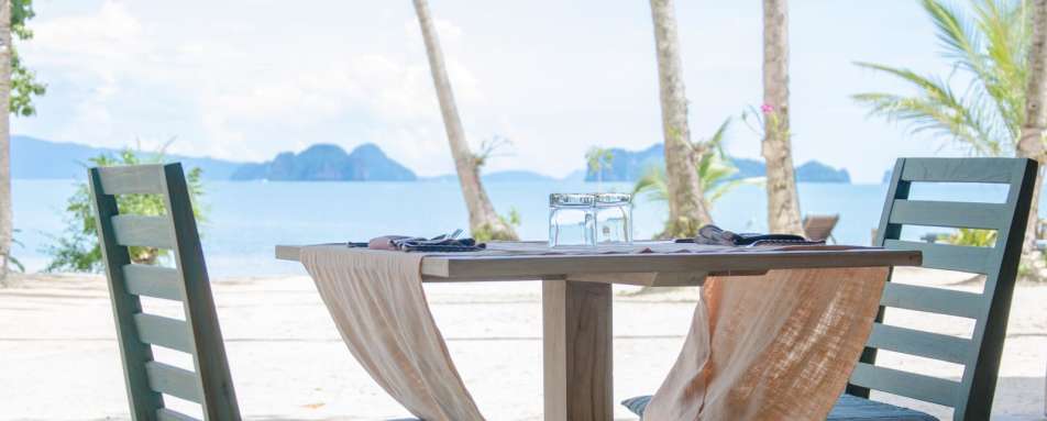 Sea View Dining - Paradise Koh Yao