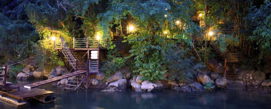 Exit to the mainland - Floathouse Kanchanaburi