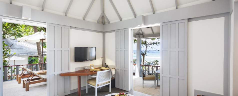 Beach Deluxe Suite - The Surin