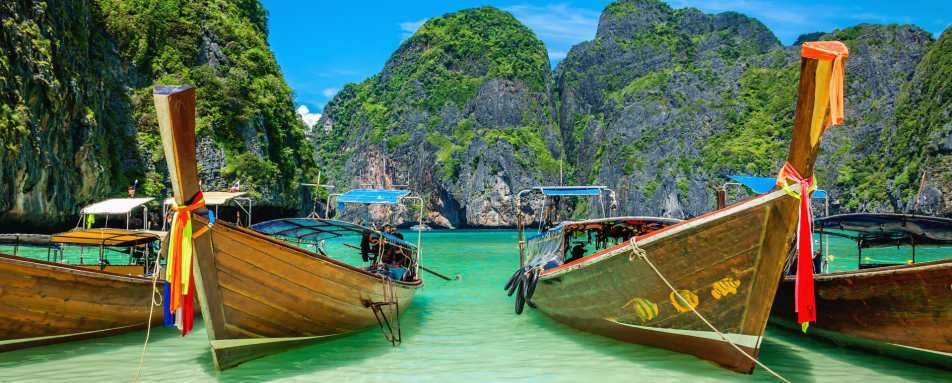Maya Bay Koh Phi Phi - West Coast Thailand in Style