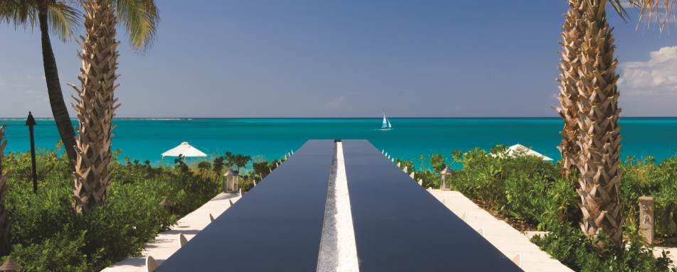 Island Bar - The Grace Bay Club