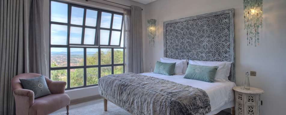 Latitude 0 Superior Lake View Room 