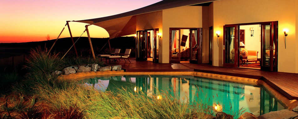 Emirates Suite Pool - Al Maha Desert Resort and Spa