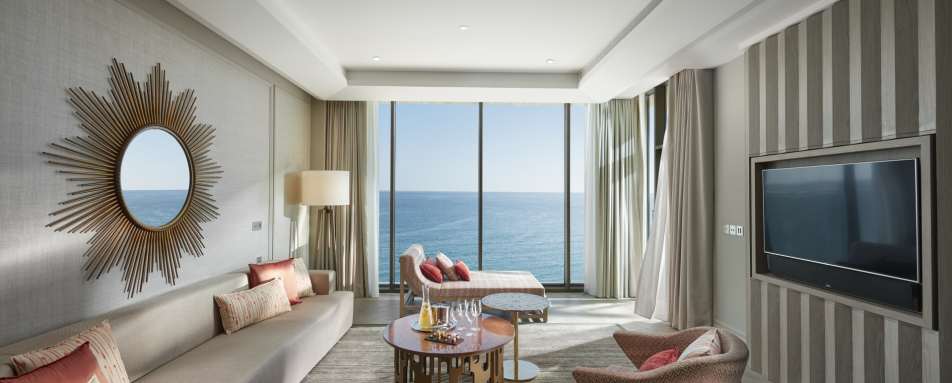 Two bedroom suite with rooftop  