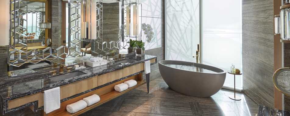 Mandarin Sea Front Bathroom 