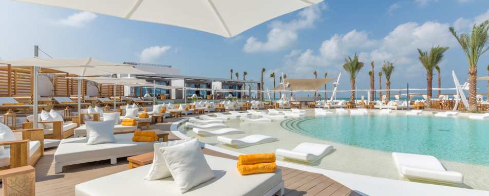 Bubble Pool - Nikki Beach Resort & Spa Dubai