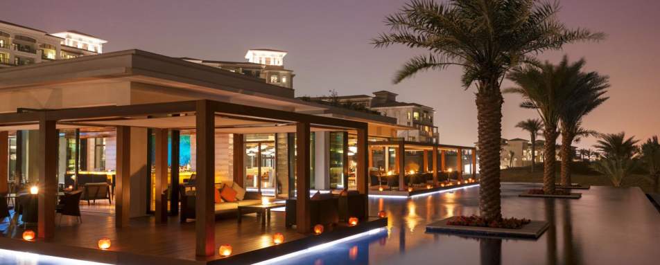 Outisde area by night - St Regis Saadiyat Island 