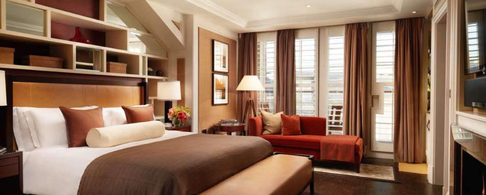 Corinthia - Exlporer Bedroom 