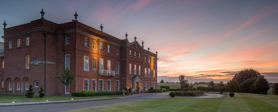 Facade under the sunset 