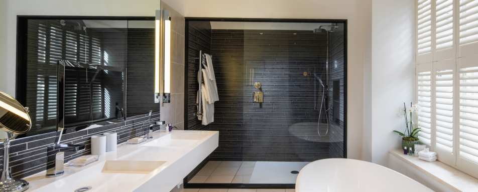 Luxury Room Bathroom 