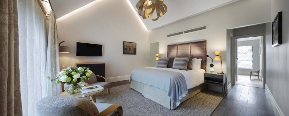 Junior Suite with Hot Tub 