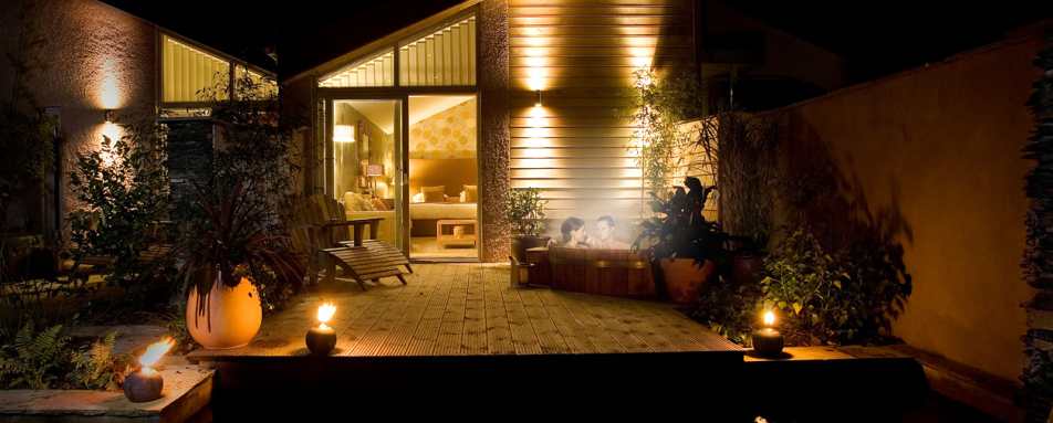 Garden Suite with hot tub  