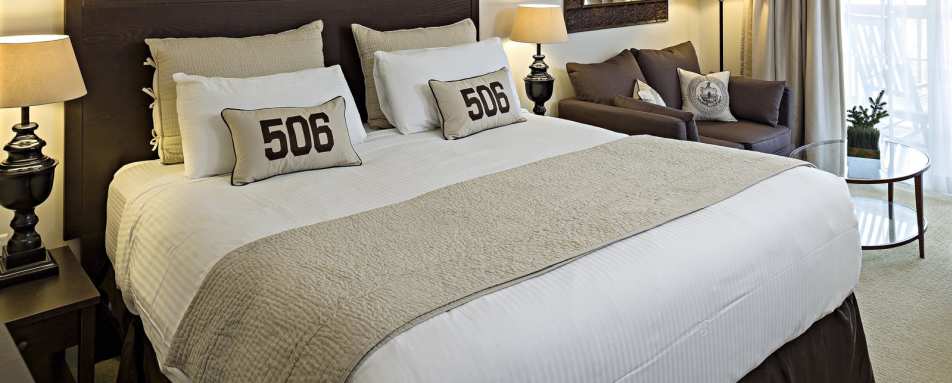 Room interior - 506 On the River