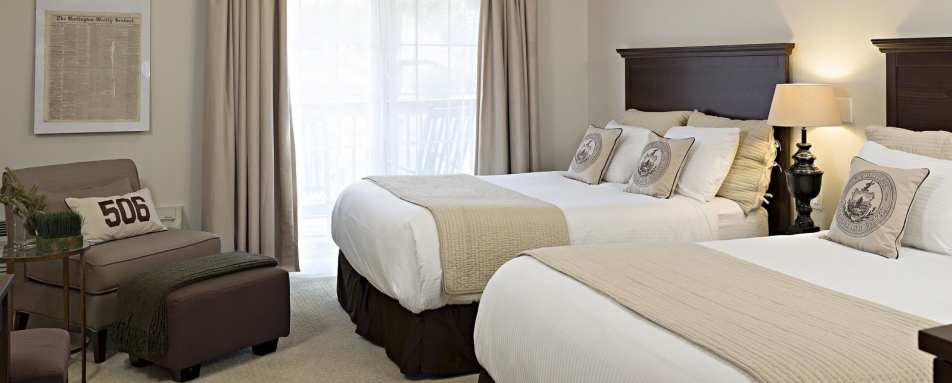 Queen room - 506 On the River