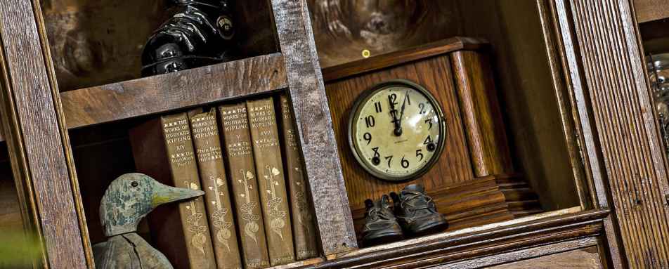 Lounge detail - 506 On the River