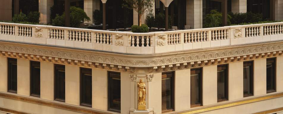 Exterior Crown Building 