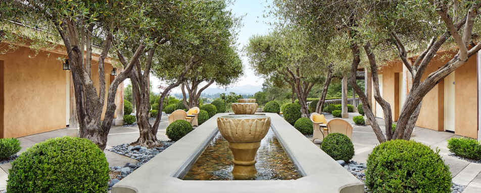 Spa Fountains - Auberge du Soleil