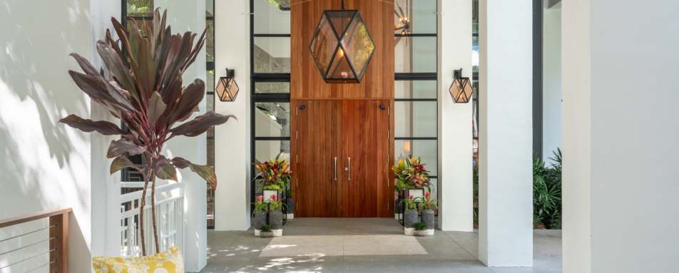 Lobby Entrance - Bakers Cay 