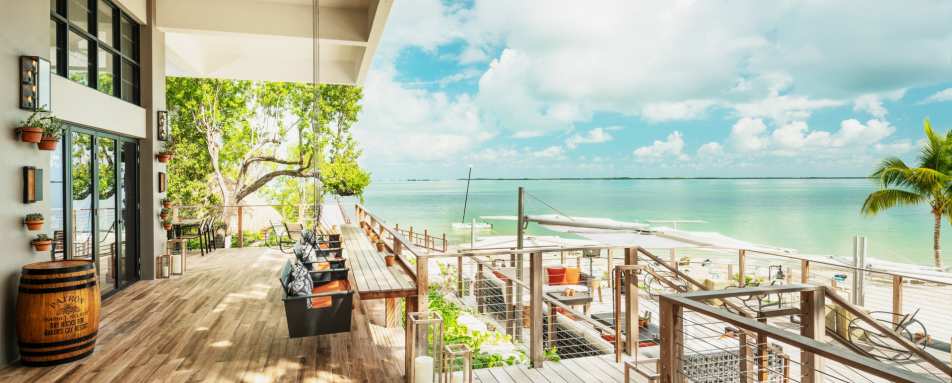 Dry Rocks Deck - Bakers Cay 