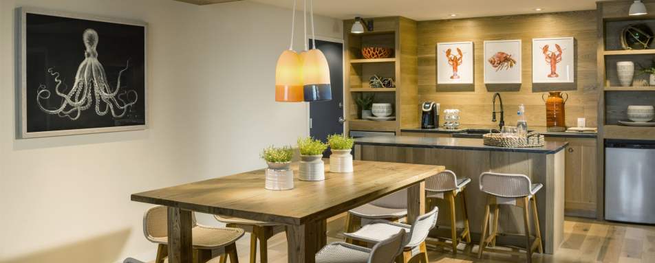 Suite Kitchen - Cliff House