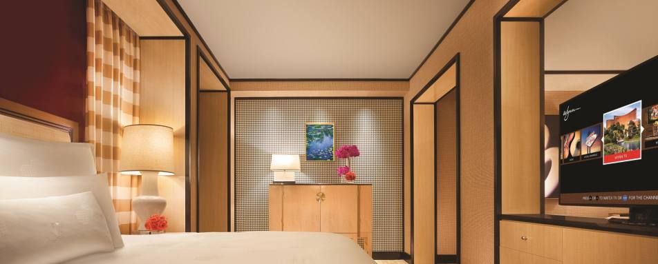 Resort King Room - Encore at Wynn 